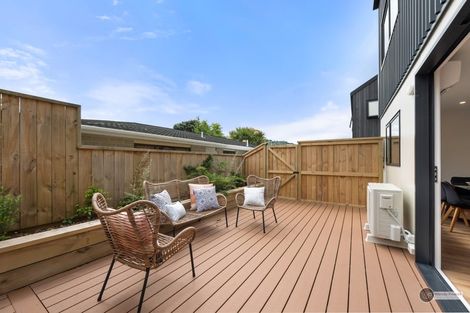 Photo of property in 2/51 Kings Crescent, Hutt Central, Lower Hutt, 5010