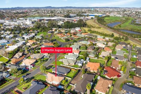 Photo of property in 3 Martin Jugum Lane, Ranui, Auckland, 0612