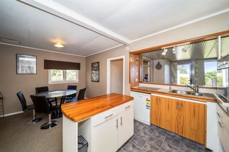 Photo of property in 50 Ketemarae Road, Normanby, Hawera, 4614