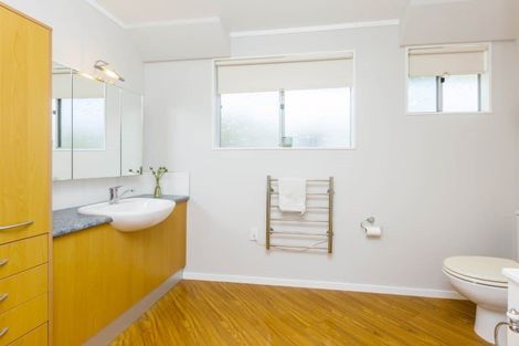 Photo of property in 398b Fergusson Drive, Heretaunga, Upper Hutt, 5018