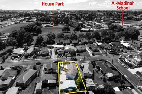 Photo of property in 12 Kohinoor Avenue, Mangere, Auckland, 2022