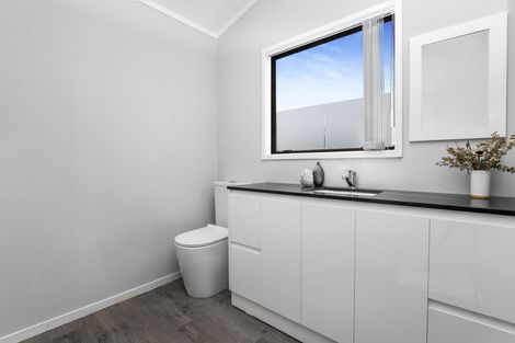 Photo of property in 4/8 Wood Street, Papakura, 2110