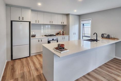 Photo of property in 10 Te Ara O Roimata, Wainuiomata, Lower Hutt, 5014