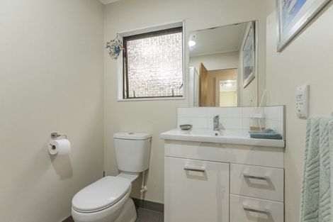 Photo of property in 10 Sunshine Avenue, Paraparaumu, 5032