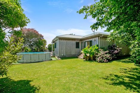 Photo of property in 128 Wairau Road, Oakura, 4314