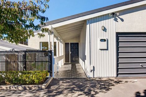 Photo of property in 9 Harvey Road, Bluff Hill, Napier, 4110