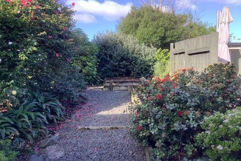 Photo of property in 23 Tamariki Avenue, Kelston, Auckland, 0602