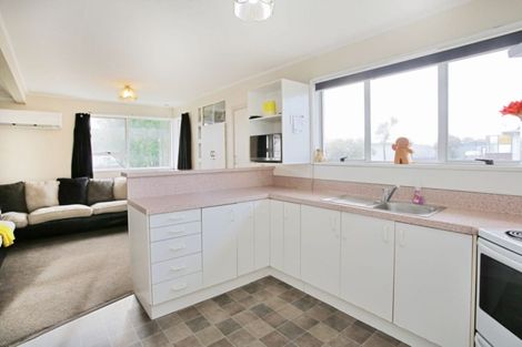 Photo of property in 9 Burns Street, Kew, Invercargill, 9812