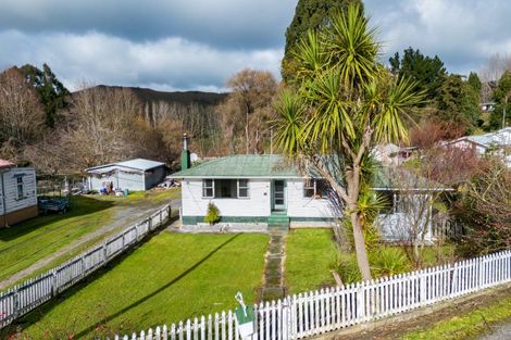 Photo of property in 53 Kaka Road, Taihape, 4720