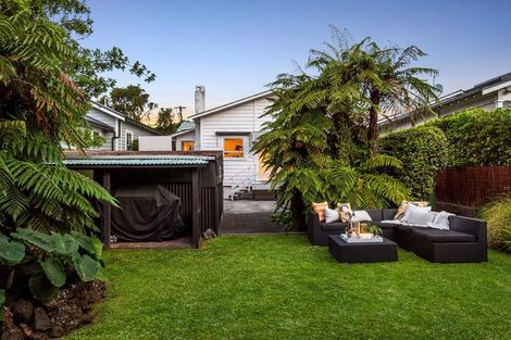 Photo of property in 25 Mewburn Avenue, Mount Eden, Auckland, 1024