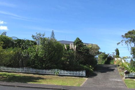 Photo of property in 16 Sycamore Drive, Sunnynook, Auckland, 0620