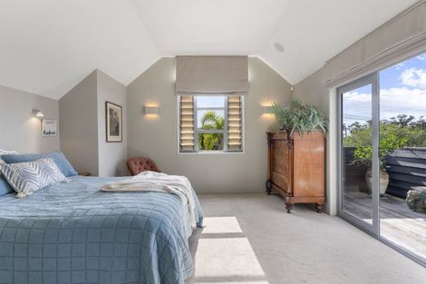 Photo of property in 13 Maritime Terrace, Birkenhead, Auckland, 0626