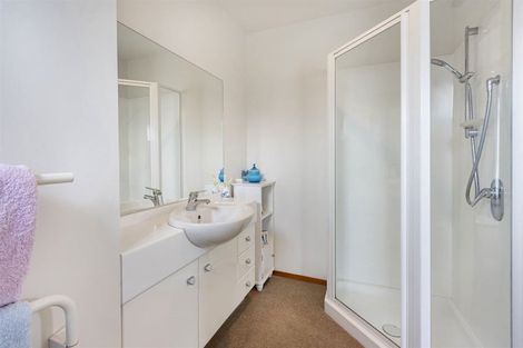 Photo of property in 5 Gleneagles Terrace, Ilam, Christchurch, 8053