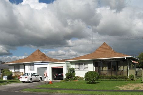 Photo of property in 1/9 Tomintoul Place, Highland Park, Auckland, 2010