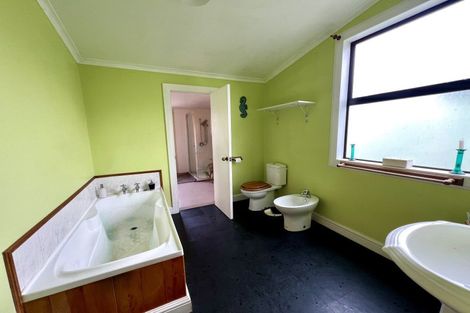 Photo of property in 353 High Street, Dannevirke, 4930