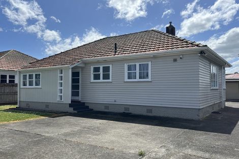 Photo of property in 83 Rangiora Avenue, Roslyn, Palmerston North, 4414