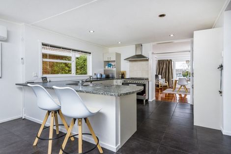 Photo of property in 103 Sunrise Avenue, Murrays Bay, Auckland, 0630