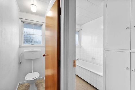 Photo of property in 2/48 Main North Road, Papanui, Christchurch, 8052