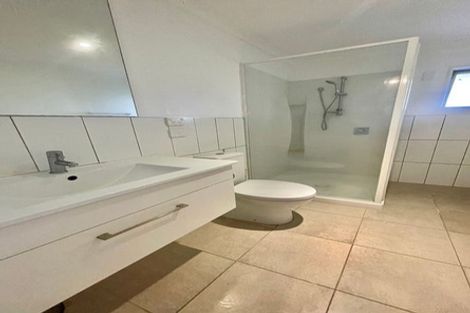 Photo of property in 115 Riverhead Road, Kumeu, 0892