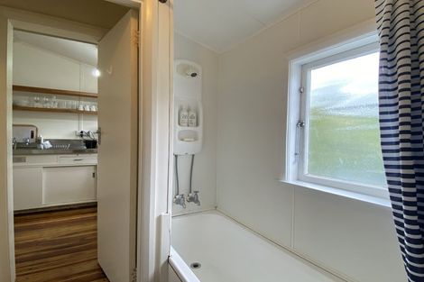 Photo of property in 32 Mckinley Crescent, Brooklyn, Wellington, 6021