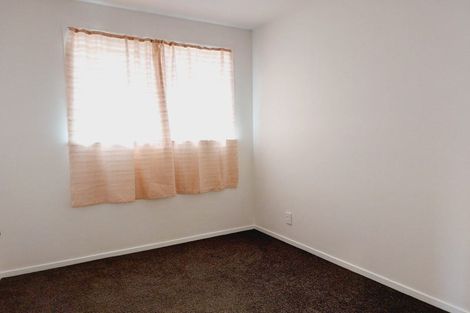 Photo of property in 57 Mcclintock Road, Massey, Auckland, 0614