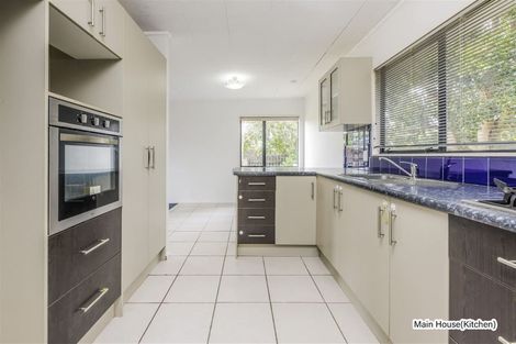 Photo of property in 6 Rhine Place, Weymouth, Auckland, 2103