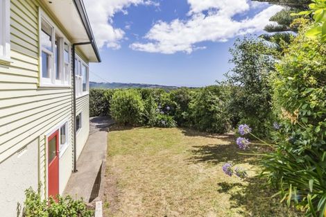 Photo of property in 25 Kahu Road, Paremata, Porirua, 5024