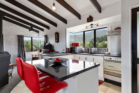 Photo of property in 35 Tui Pa Road, Te Aroha, 3392