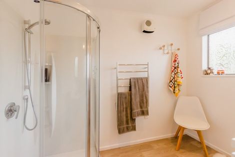 Photo of property in 7b Awanui Drive, Waikanae, 5036