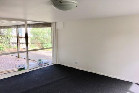 Photo of property in 318 West Coast Road, Glen Eden, Auckland, 0602