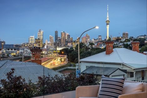 Photo of property in 8 Ring Terrace, Saint Marys Bay, Auckland, 1011