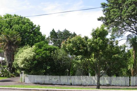 Photo of property in 15 Powell Street, Avondale, Auckland, 1026