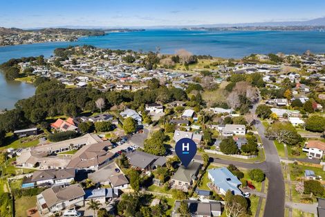 Photo of property in 1 Marina Way, Athenree, Katikati, 3177