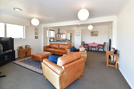 Photo of property in 5 Norfolk Road, Stanmore Bay, Whangaparaoa, 0932