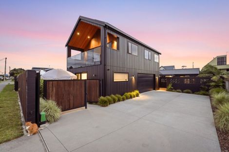 Photo of property in 8 Motiti Road, Papamoa Beach, Papamoa, 3118