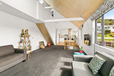 Photo of property in 11 Punjab Street, Khandallah, Wellington, 6035