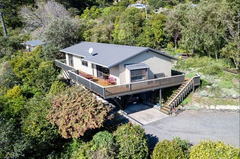 Photo of property in 17 Adams Road, Thornton Bay, Thames, 3575