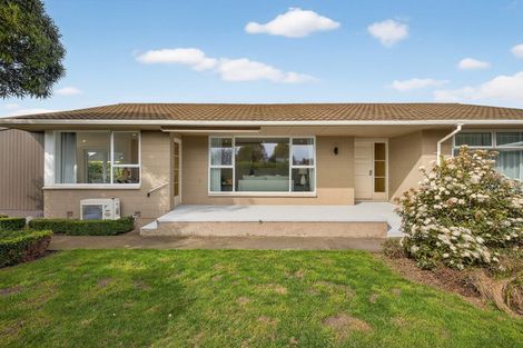 Photo of property in 40 Harrowdale Drive, Avonhead, Christchurch, 8042