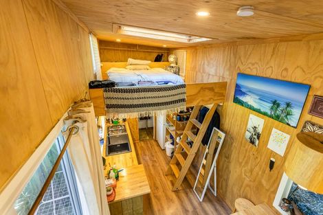 Photo of property in 83 Wood Bay Road, Titirangi, Auckland, 0604