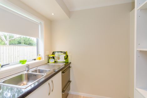 Photo of property in 10 Feist Street, Carterton, 5713