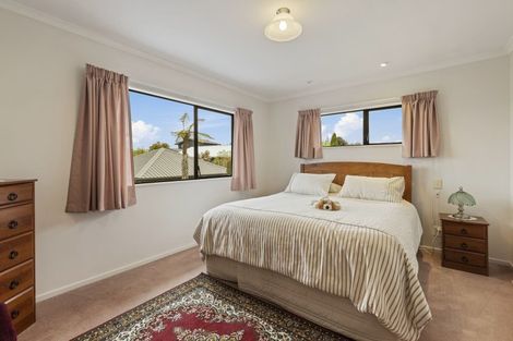 Photo of property in 30 Kiddle Drive, Hilltop, Taupo, 3330