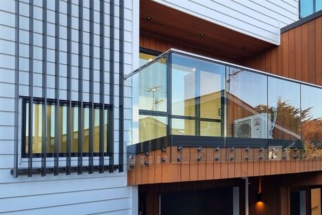 Photo of property in 28c Walker Road, Point Chevalier, Auckland, 1022