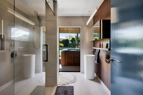 Photo of property in 12a Baring Terrace, Strandon, New Plymouth, 4312