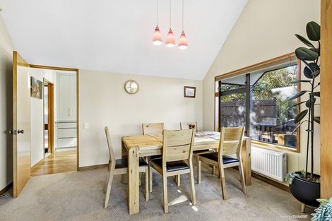 Photo of property in 20 Downing Street, Crofton Downs, Wellington, 6035