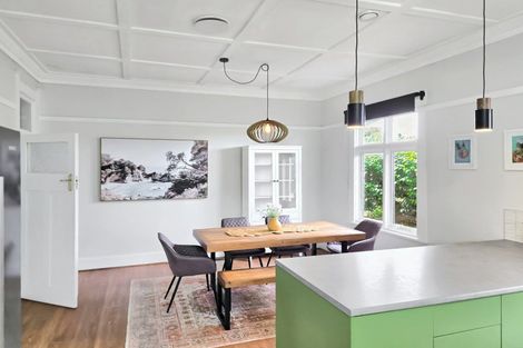 Photo of property in 15 Seyton Street, Stratford, 4332