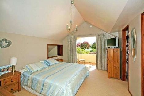 Photo of property in 33a Ferry Road, Clive, 4102