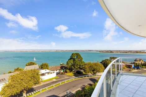 Photo of property in 9 Brigantine Drive, Beach Haven, Auckland, 0626