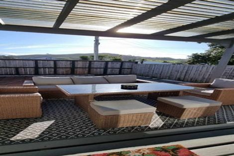 Photo of property in 86 Beach Road, Waihi Beach, 3611