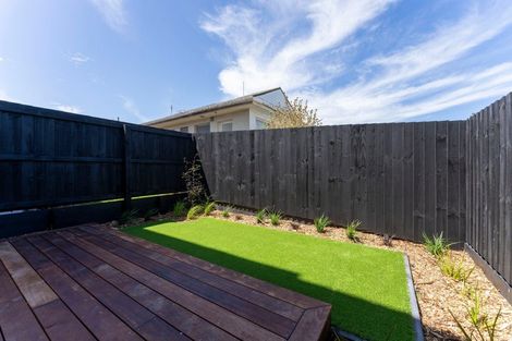 Photo of property in 4/12 Lonsdale Street, New Brighton, Christchurch, 8083