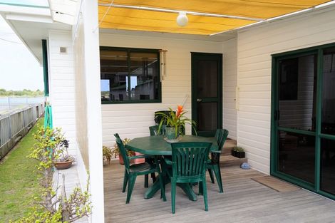 Photo of property in 1945 Ngunguru Road, Ngunguru, Whangarei, 0173